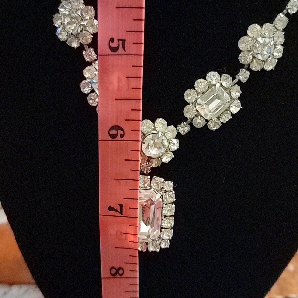 Rhinestone Neclace - Picture 4 of 4